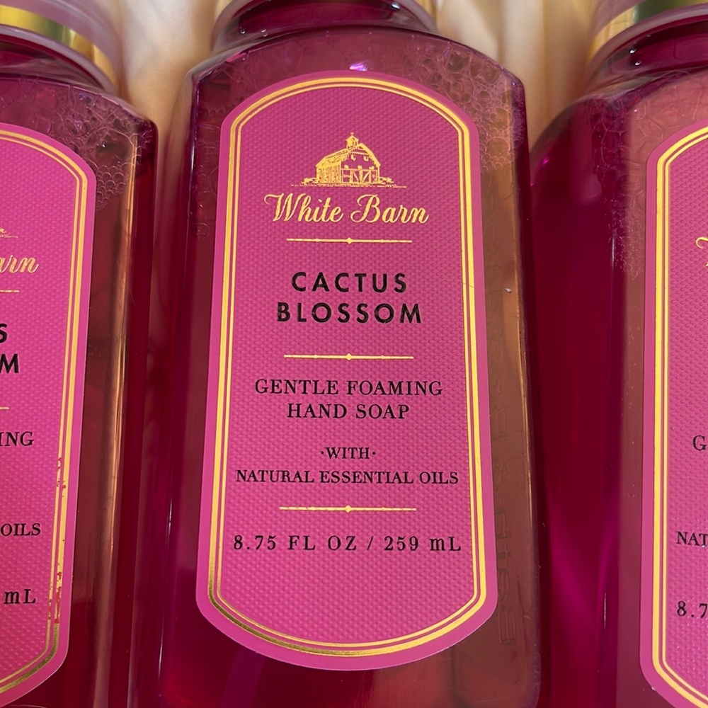 NEW- White Barn/ Bath & Body Works. Cactus Blossom Soap - Picture 2 of 4